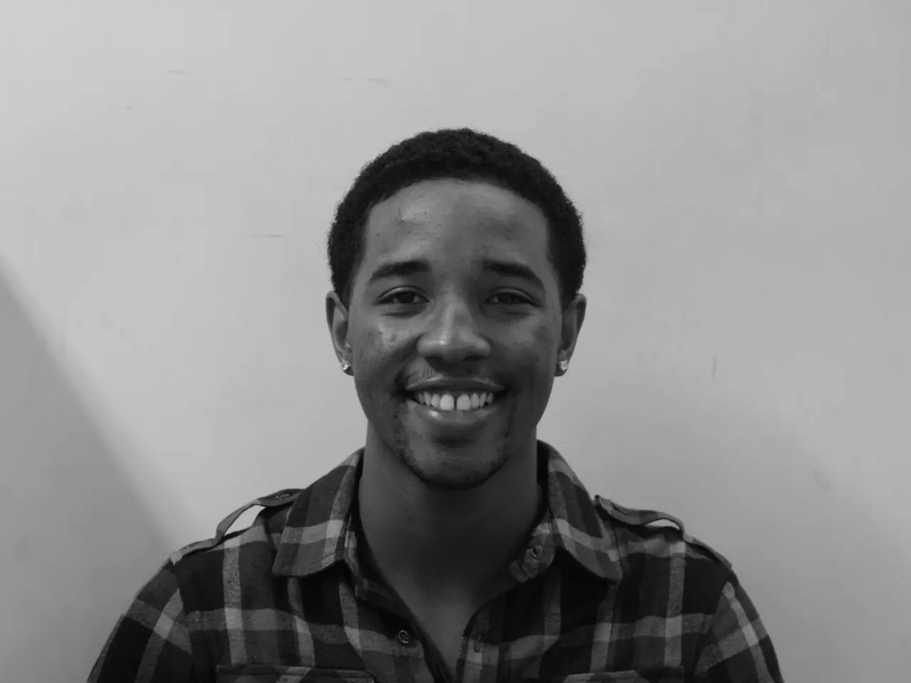 Identifying and Addressing Symptoms of Nice Guy Syndrome