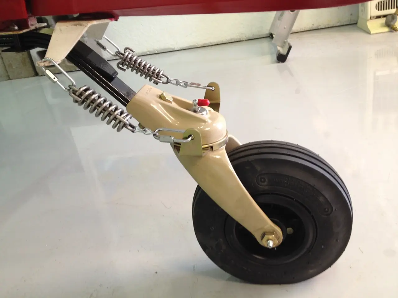 Exploring Fundamental Wheel Throwing Methods in Pottery for Novices