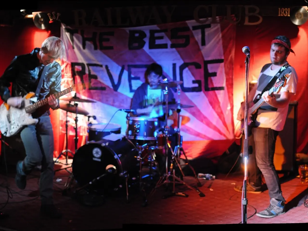 Four Sisters from the Morlok Clique Meet Tragedy