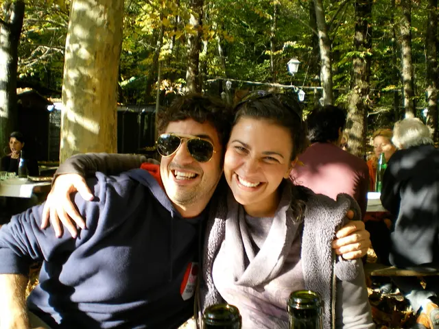 Relationship Anxious Attachment: Characteristics and Triggers Explored