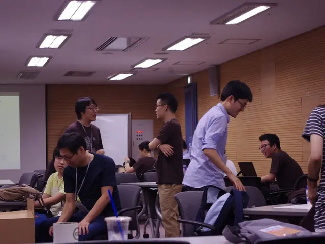 Future Impact of Technology on the Education System, Exploring Possible Changes in 2025 and Beyond