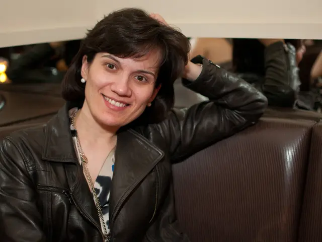 Effortless method for pain reduction through focused breathing techniques