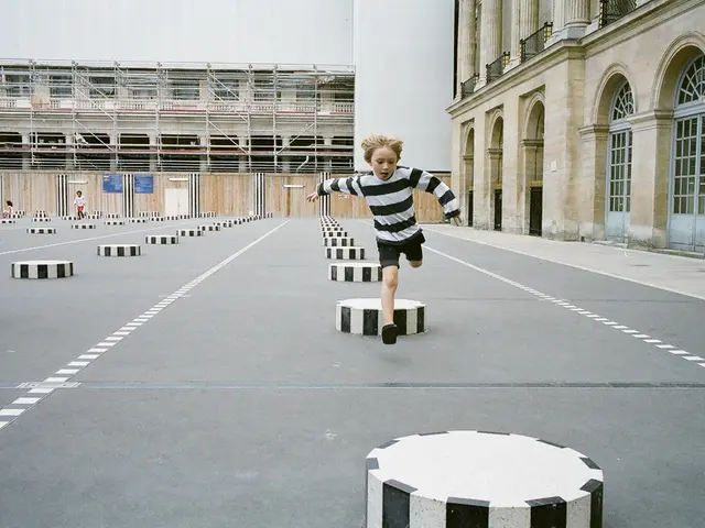 Shared Learning Experiences for Children: Discovering Together at the Museum of Children