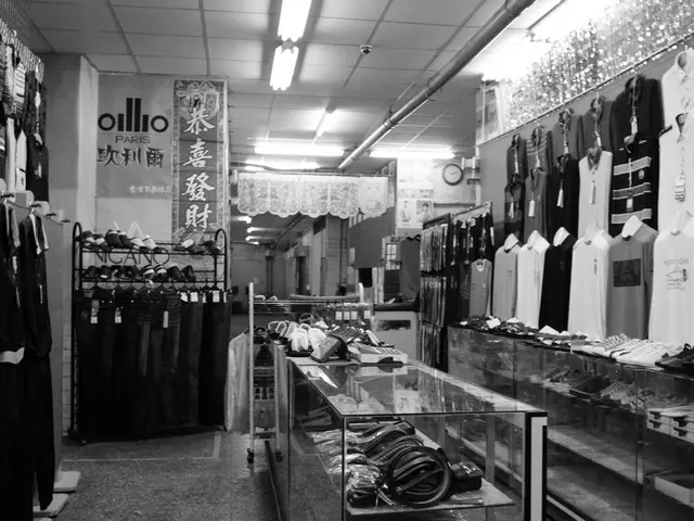 Workshop led by Elizabeth L. Cline